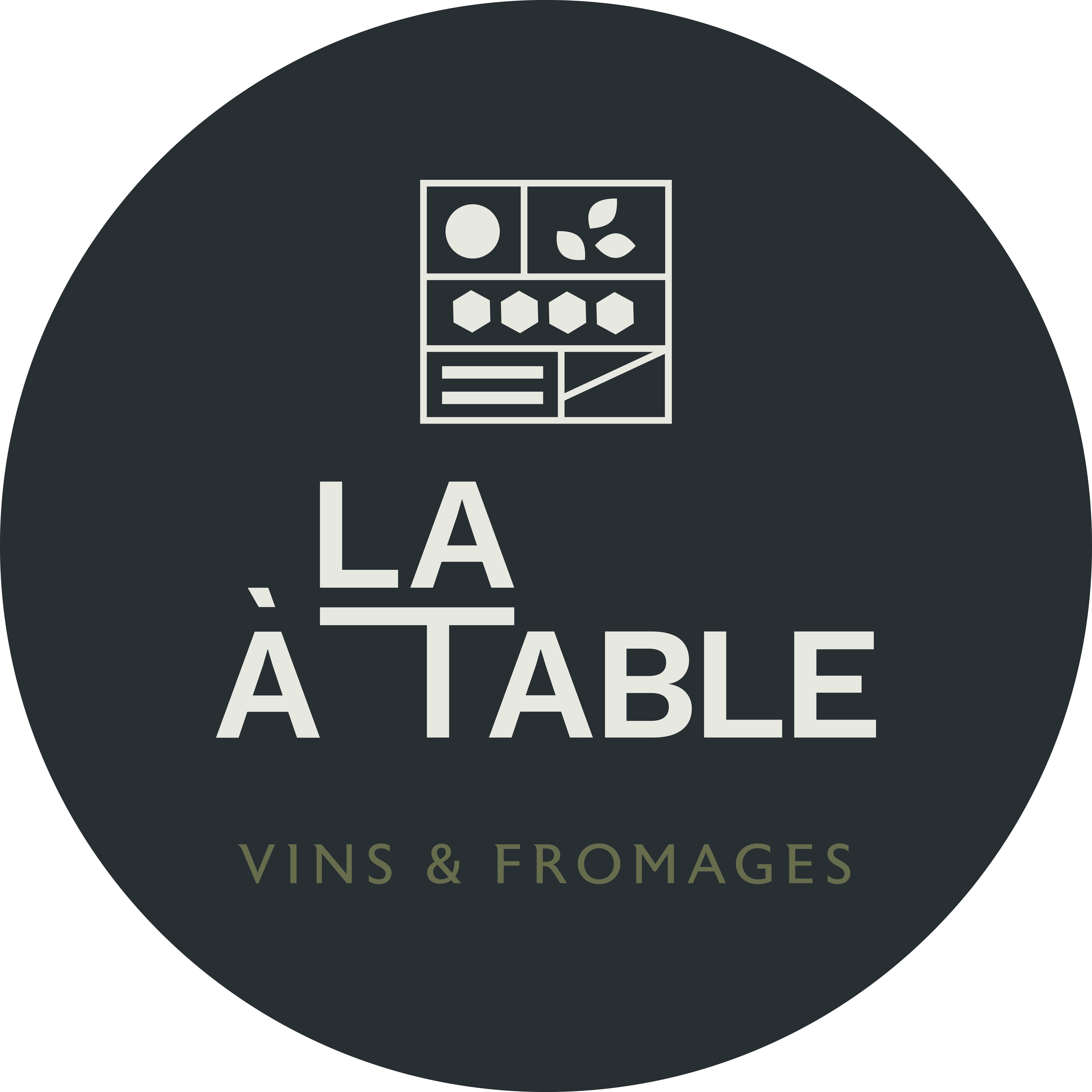 a la table